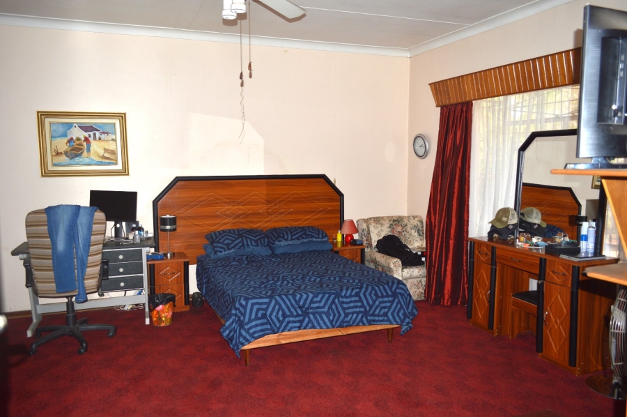 4 Bedroom Property for Sale in Ellaton North West